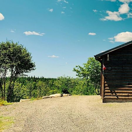 Eagle Valley Cottages Queensport Екстериор снимка